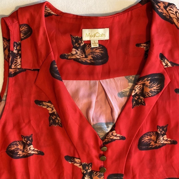 Mod Cloth lapel collar Kitty Cat sleeveless blouse - Picture 4 of 12